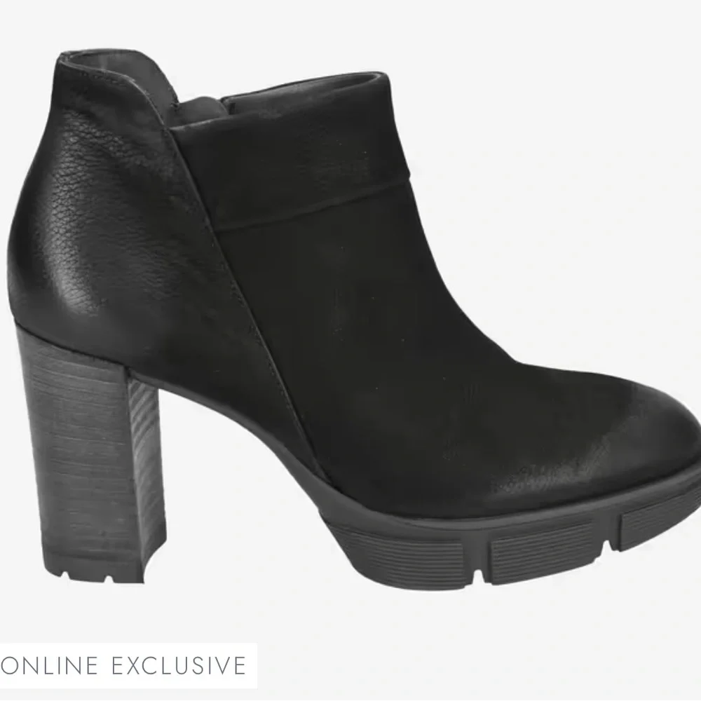 Paul Green boots